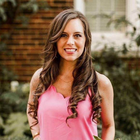 Meet your Posher, Meredith - Picture 1 of 1